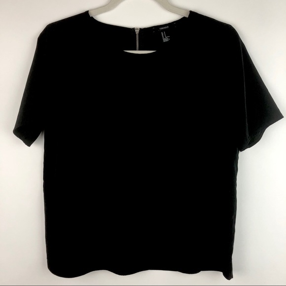 Forever 21 Tops - Forever 21 Black Short Sleeve Blouse Zipper Back